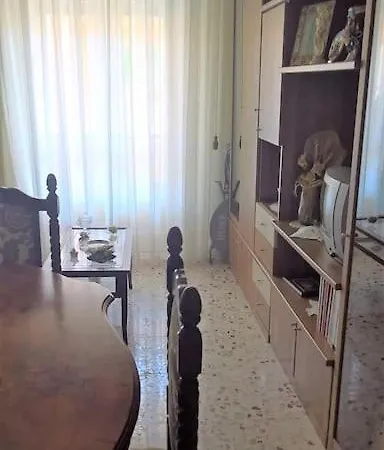 Sul Viale Lido * Avola